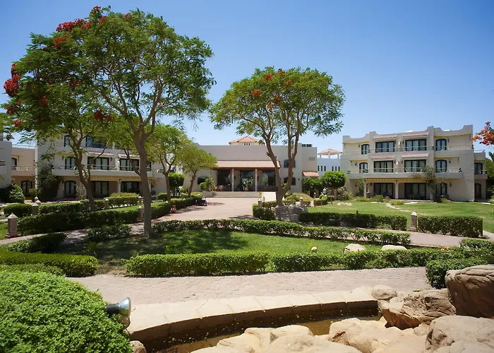 Lotus Bay Resort Safaga
