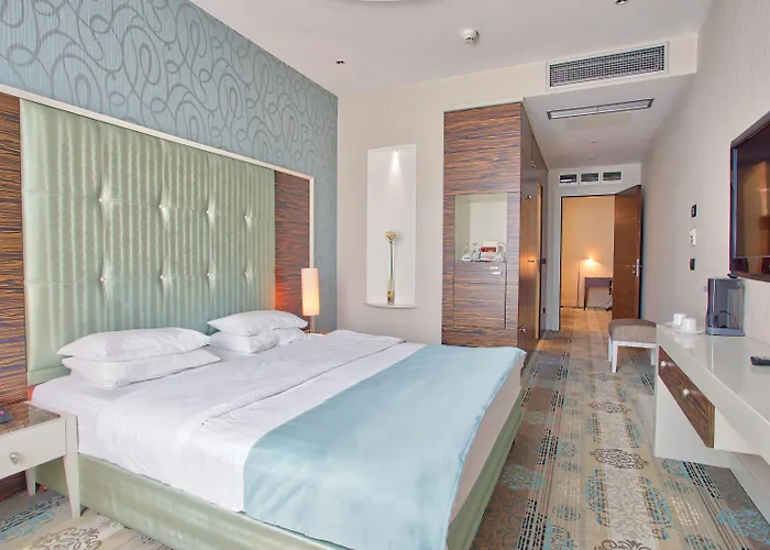 Crystal Hotel Belgrade
