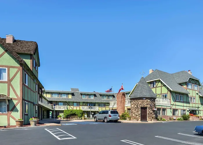 Svendsgaard'S Lodge- Americas Best Value Inn & Suites Solvang