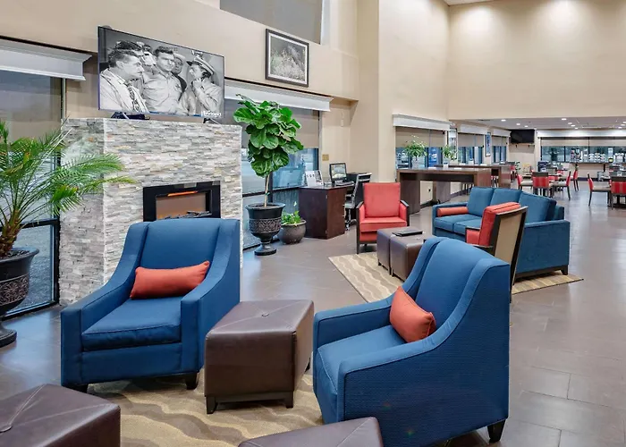 Comfort Suites Wilson - I - 95