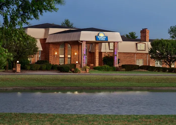 Days Inn And Suites By Wyndham Sikeston