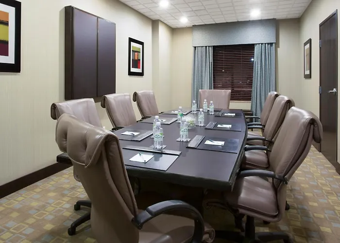 Wingate By Wyndham - St. George Hotel