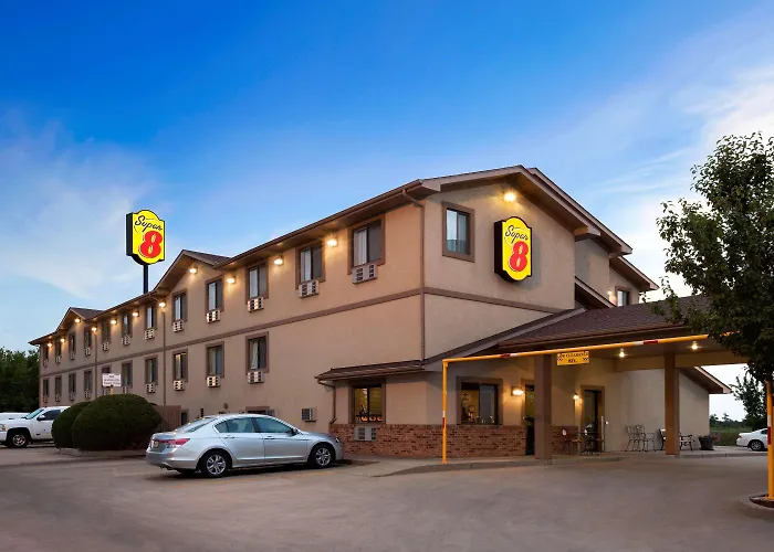 Super 8 By Wyndham Macon Motel