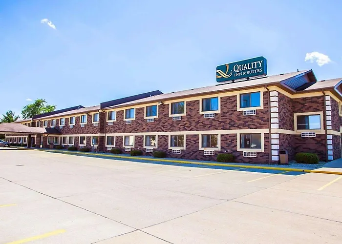 Quality Inn & Suites Champaign North - Urbana