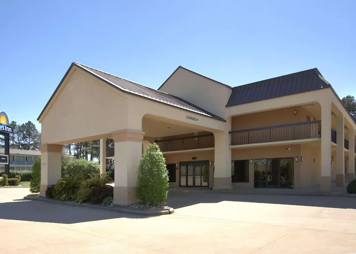Days Inn By Wyndham Longview South