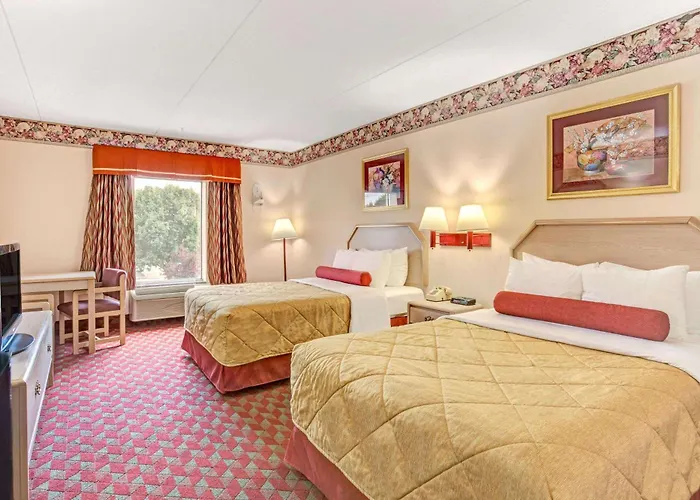Ramada By Wyndham Murfreesboro
