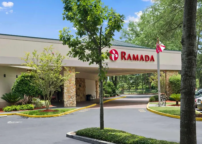 Ramada By Wyndham Jacksonville Hotel & Conference Center