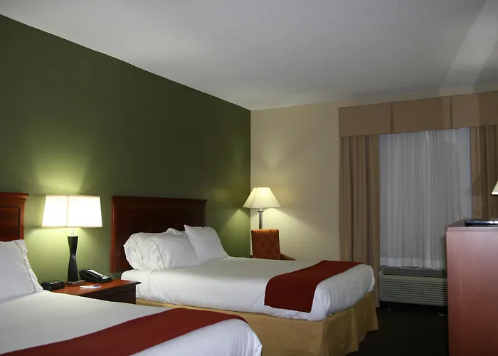 Holiday Inn Express & Suites Greenville By Ihg
