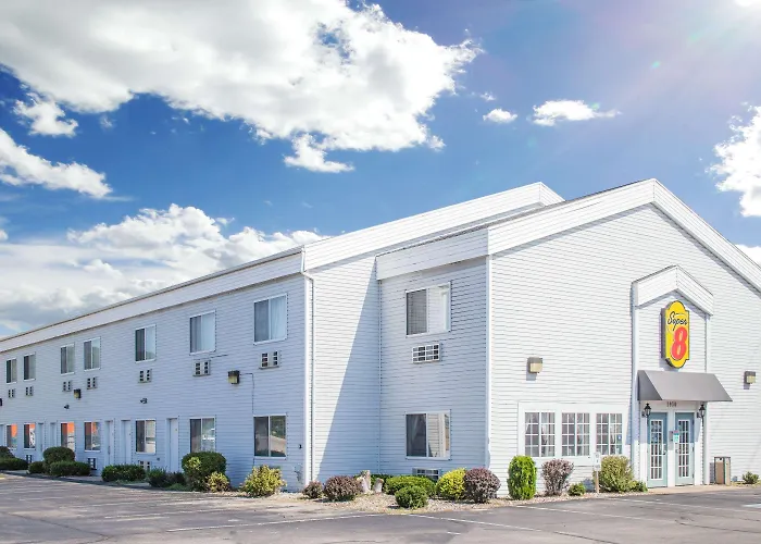 Super 8 By Wyndham Prairie Du Chien Hotel