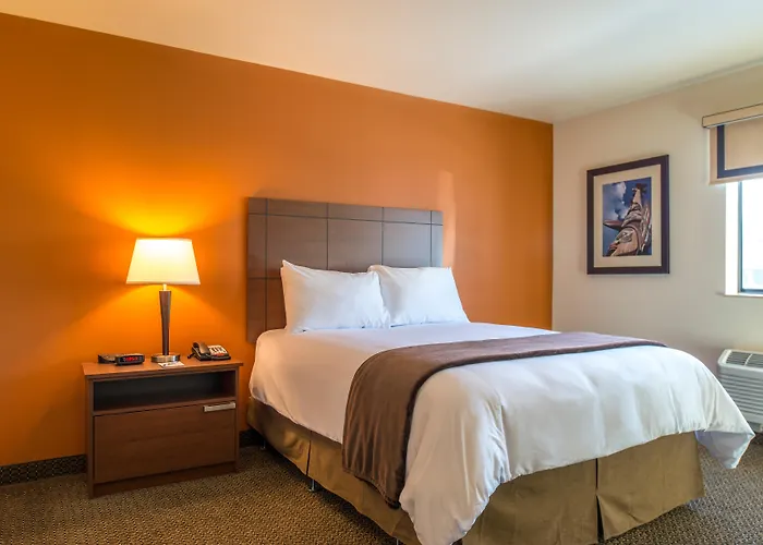 My Place Hotel- Minot Nd