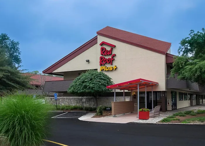 Red Roof Inn Plus+ West Springfield