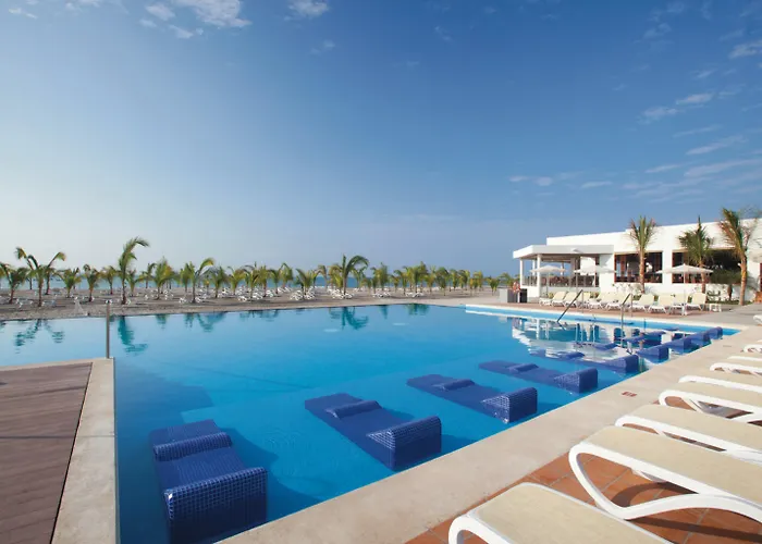 Hotel Riu Playa Blanca
