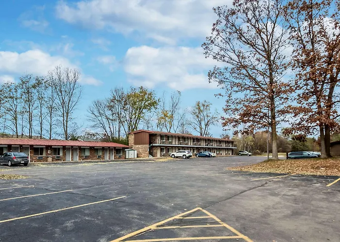 Econo Lodge Waupaca