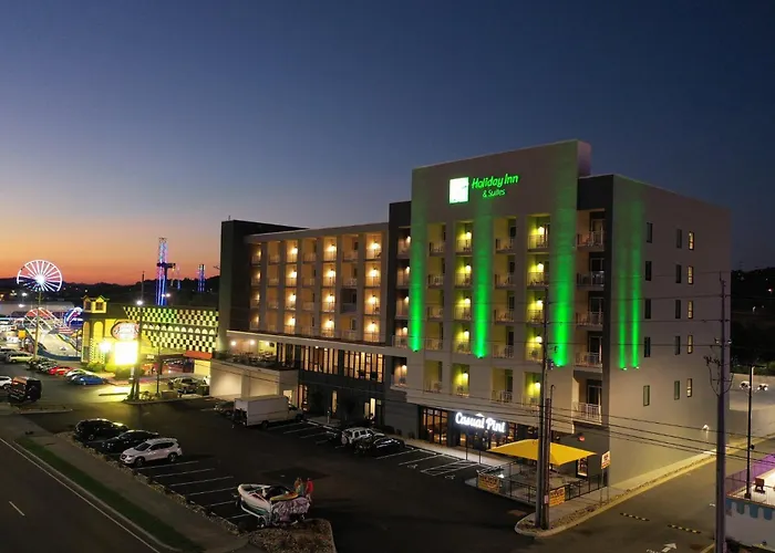 Holiday Inn & Suites Pigeon Forge Convention Center By Ihg