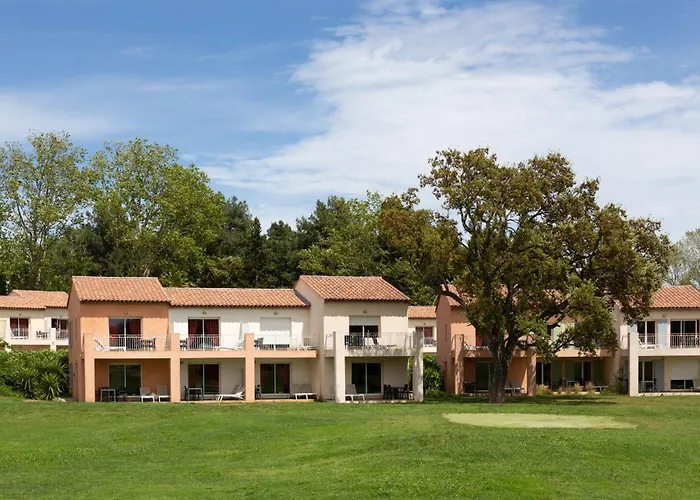 SOWELL RESIDENCES Les Perles de Saint Tropez Grimaud