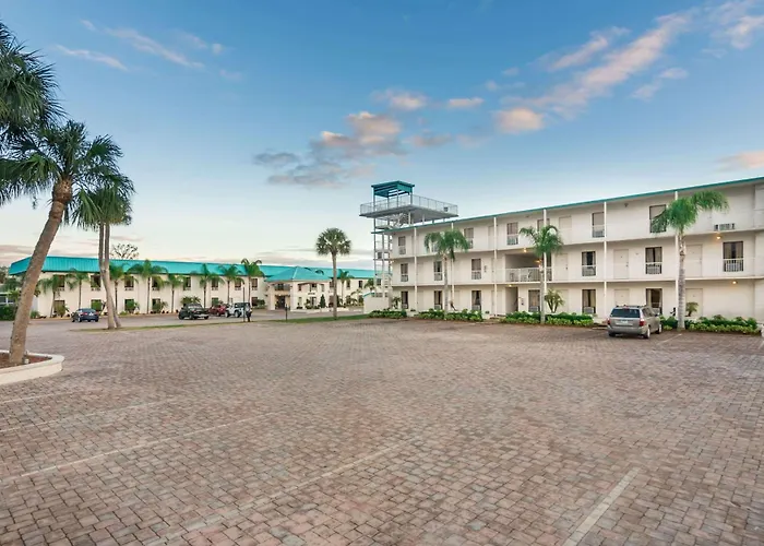 Lakeshore Resort And Marina Okeechobee