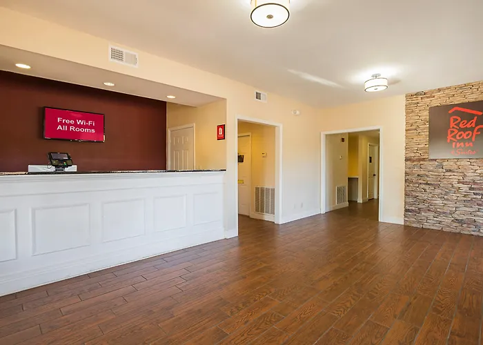 Red Roof Inn & Suites Scottsboro