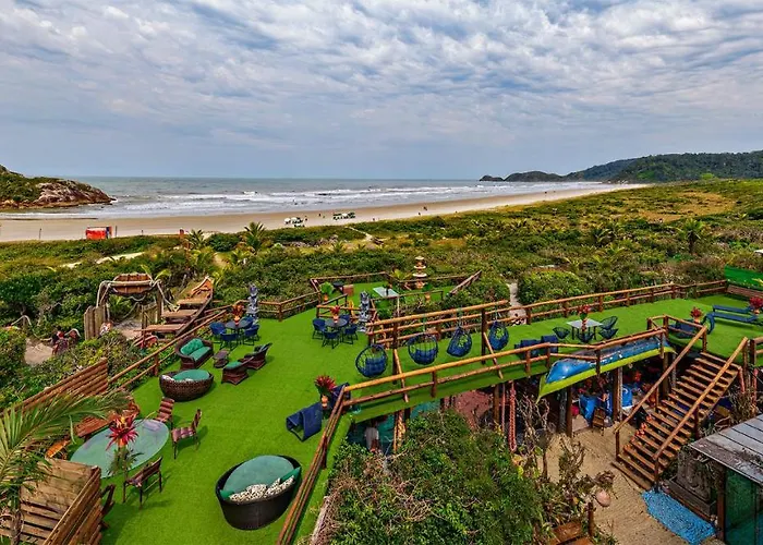 Grajagan Surf Resort Ilha do Mel