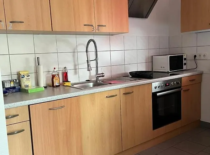 Ferienunterkunft mit 4 Doppelzimmern in Einbeck!!