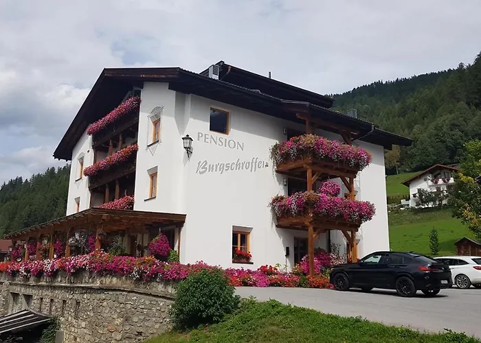 Pension Burgschroffen Fendels