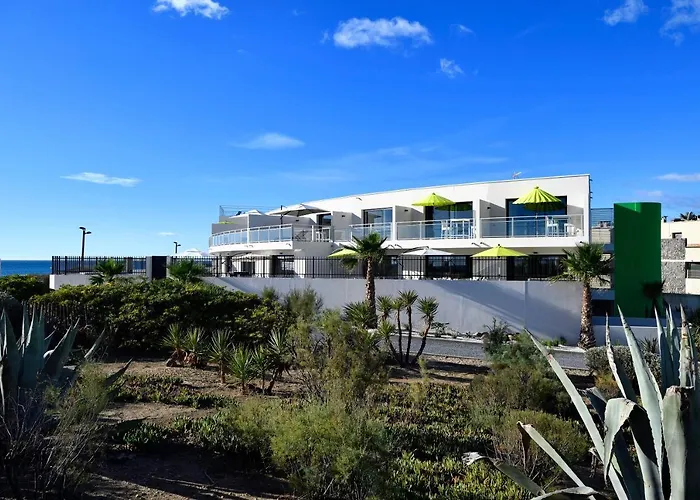 Le Nautilia Residence De Luxe "Reservee Aux Couples" Agde