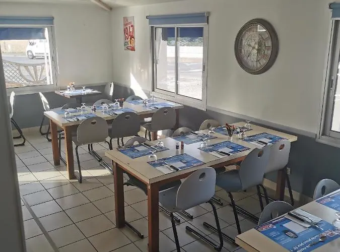 Hotel le relais de l aiguillon à Châtellerault
