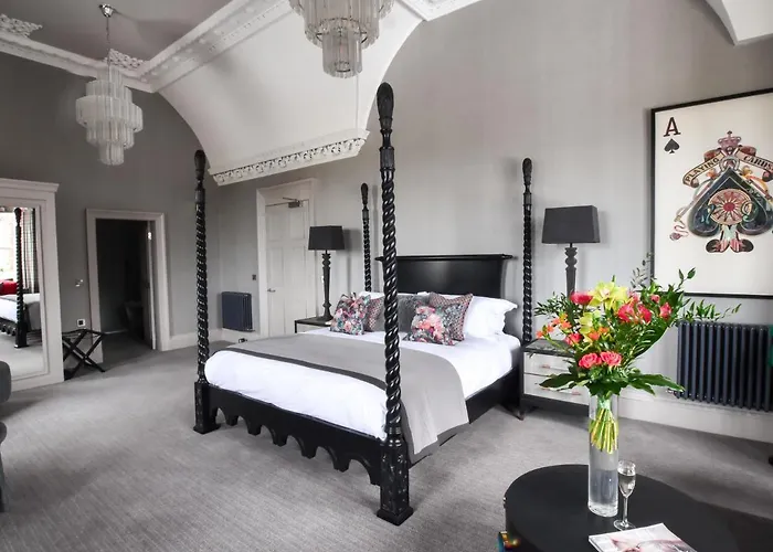 The Meadowpark Bar, Kitchen & Rooms