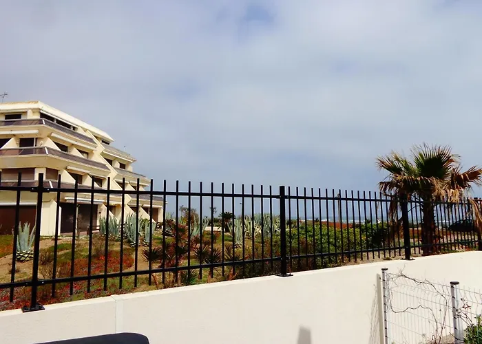 Le Nautilia Residence De Luxe "Reservee Aux Couples" Agde