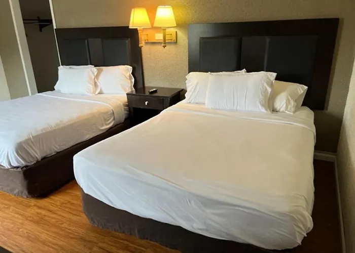 Posh Inn & Suites Wisconsin Rapids