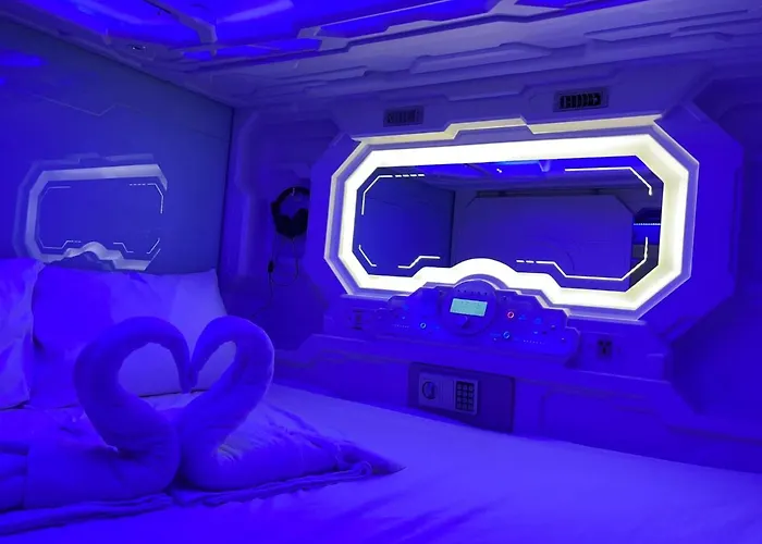 Bmax Spacepods Sleep In Space - 4Mins From Mactan Airport
