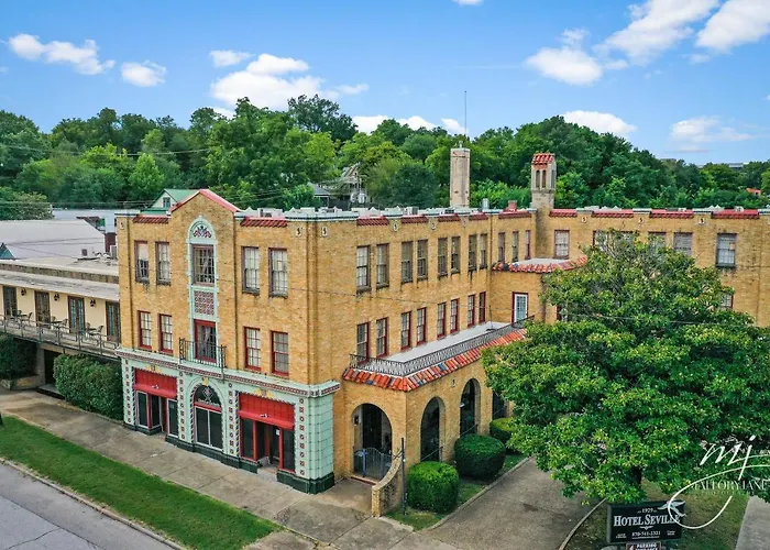 Hotel Seville Harrison