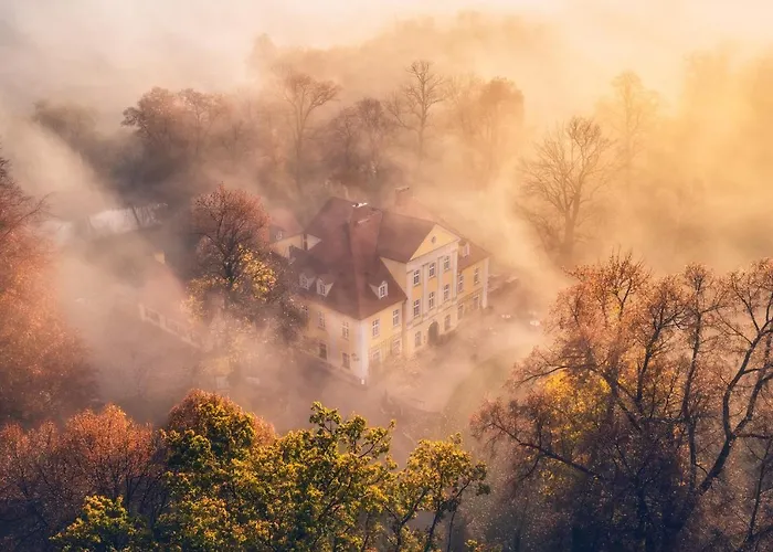 Pałac Łomnica Karkonosze - Schloss Lomnitz Riesengebirge