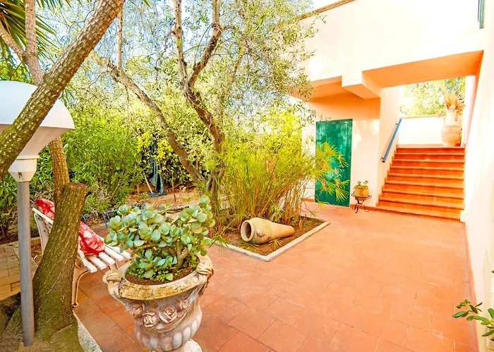Villa Ulimare Family Residence