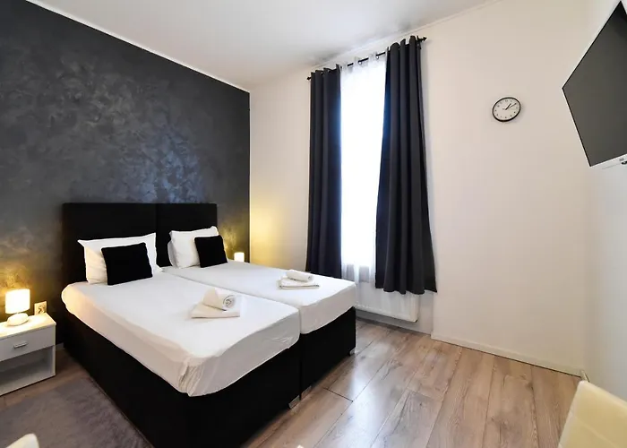 Virtus Apartments And Rooms With Free Private Parking