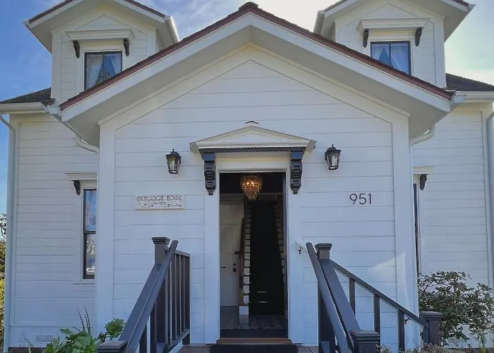 Nicholson House At Beaujolais Hotel Mendocino