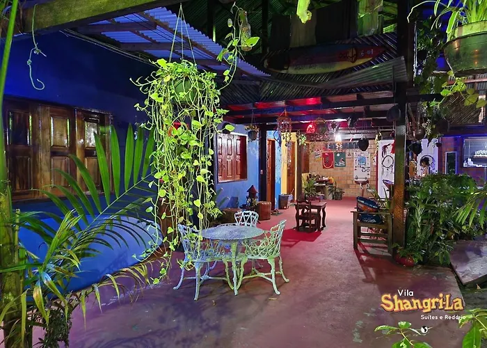 Vila Shangri-La Algodoal- Suites E Redario