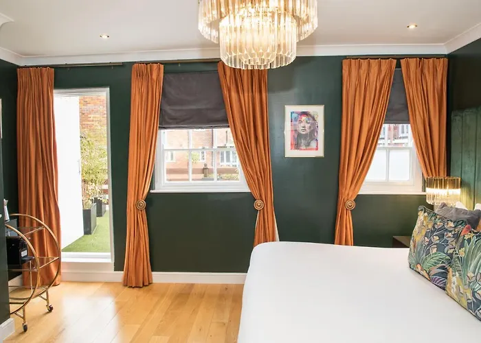 The Eton Mess Boutique Hotel