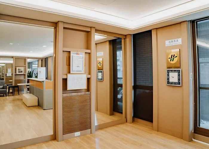 Lar Suite