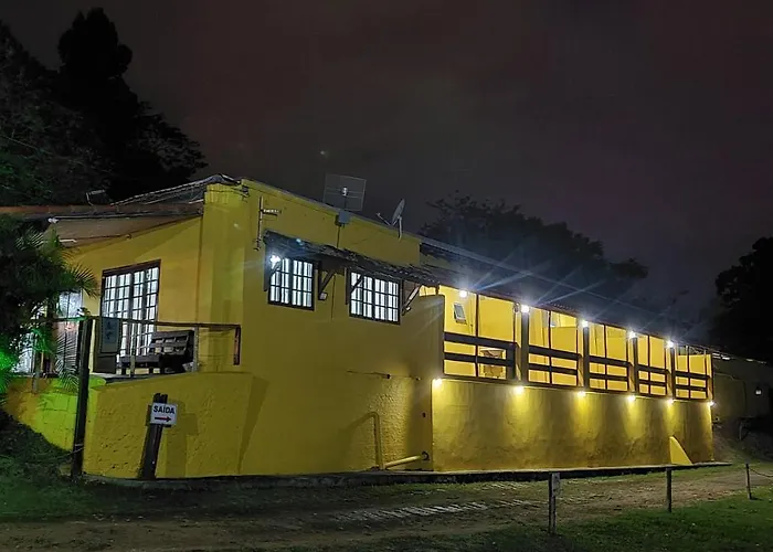 Hotéis de Pedreira