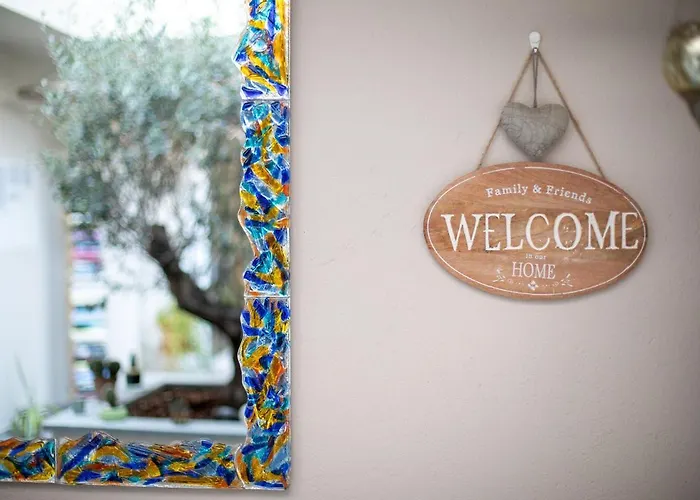 Hotel Little Square Arona