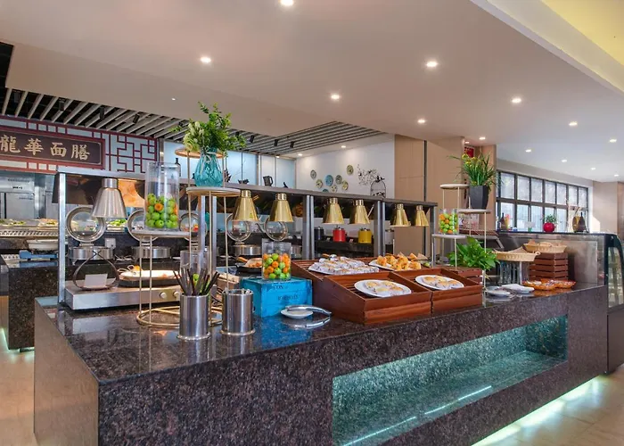 Shenzhen Ramada Plaza, North Railway Station Hotel