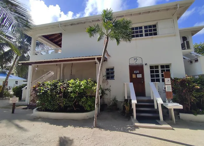 Cocotal Inn And Cabanas