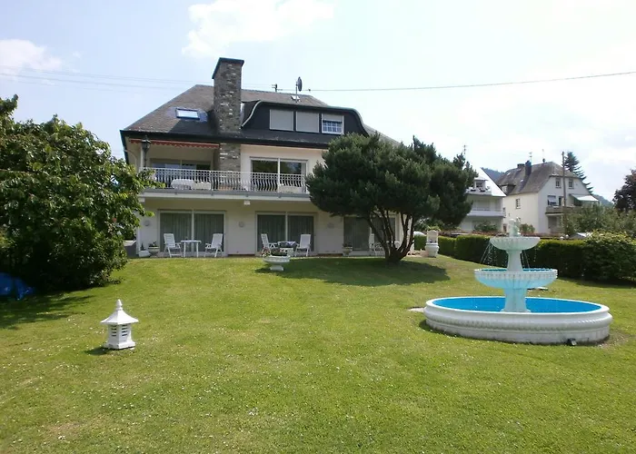 Hotel Gästehaus Lohmann Bullay