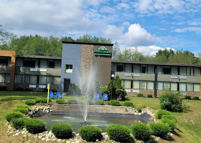 Wingate By Wyndham Lake George