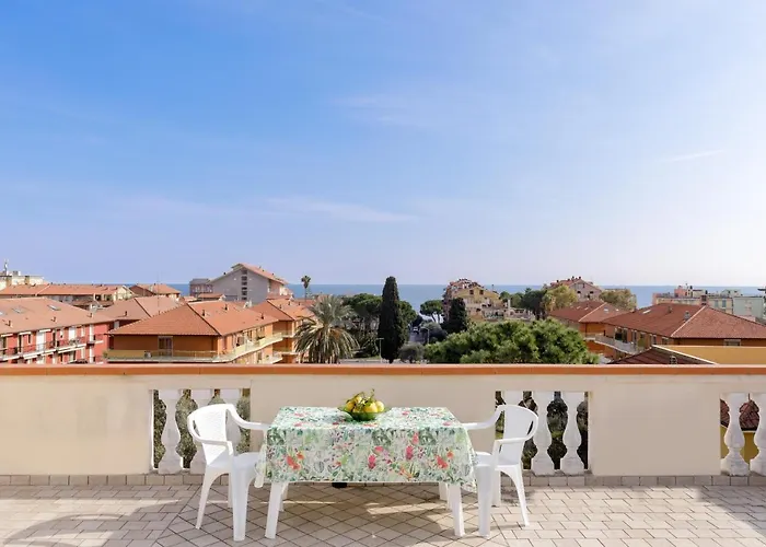 142 - A Ca' Da Renata, Terrazza Vista Mare 5 Minuti Dalla Spiaggia