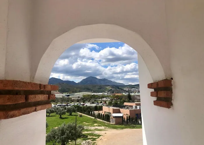 Los Dólmenes Antequera