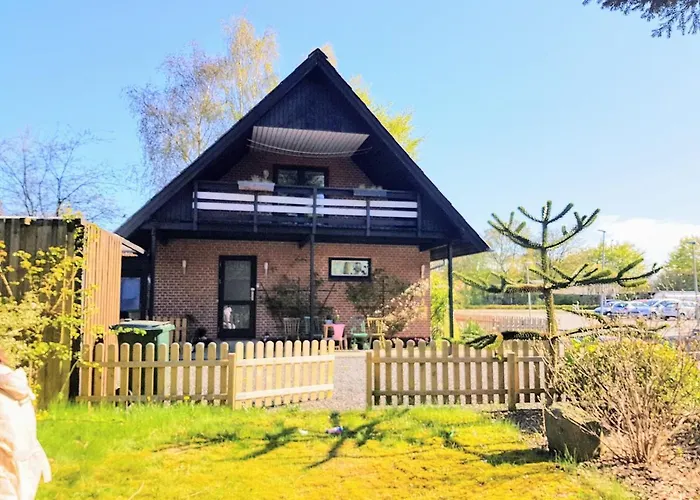 5 Minute Walk To Lego House-2 Bedrooms With Balcony Garden View.Loft Floor