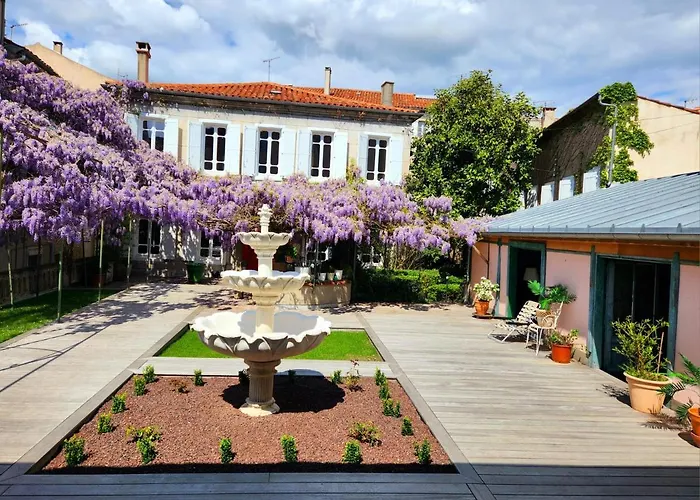 Maison centre historique Le Préau saint Jacques