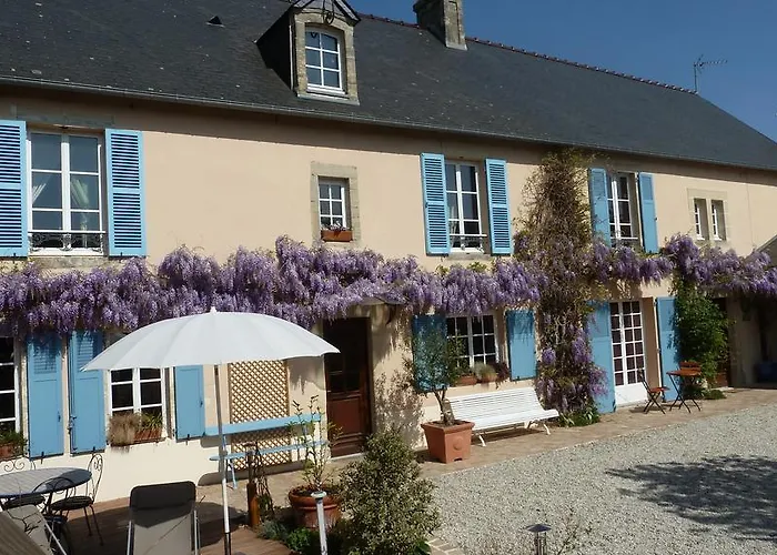 Bed and Breakfast Les Volets Bleus à Saint-Martin-des-Entrées