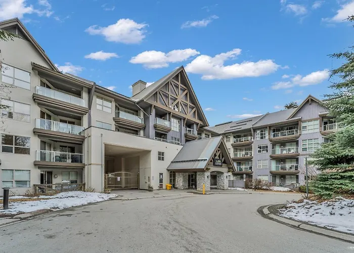 Best Ski In Ski Out Condo #3 In Aspens Whistler